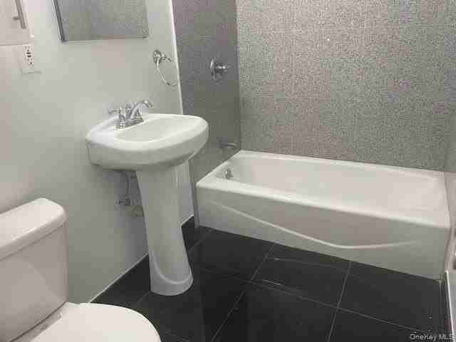 757 Chestnut St #1stFL - Photo 7 of 9