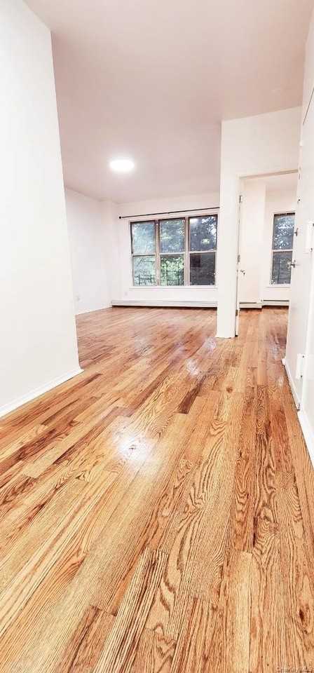 673 E 165th St - Photo 2 of 12