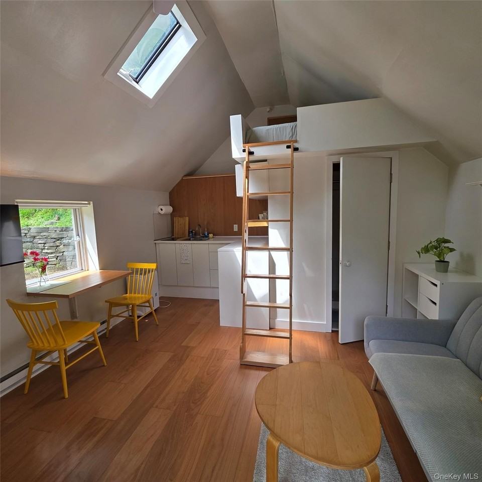 38 Gnarled Hollow Rd - Photo 3 of 11