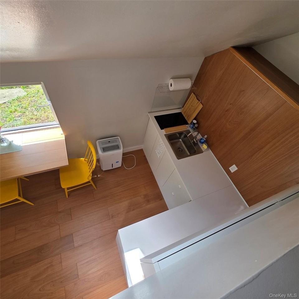 38 Gnarled Hollow Rd - Photo 7 of 11