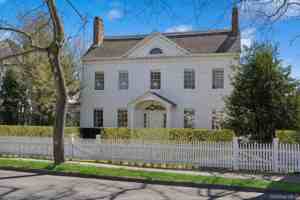 featured image of 189 Main St