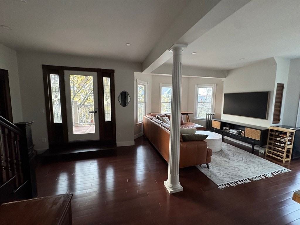 38 Pinckney St #3 - Photo 6 of 40
