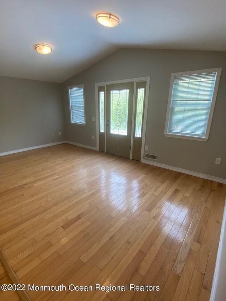 41 Clarksburg Rd - Photo 3 of 21