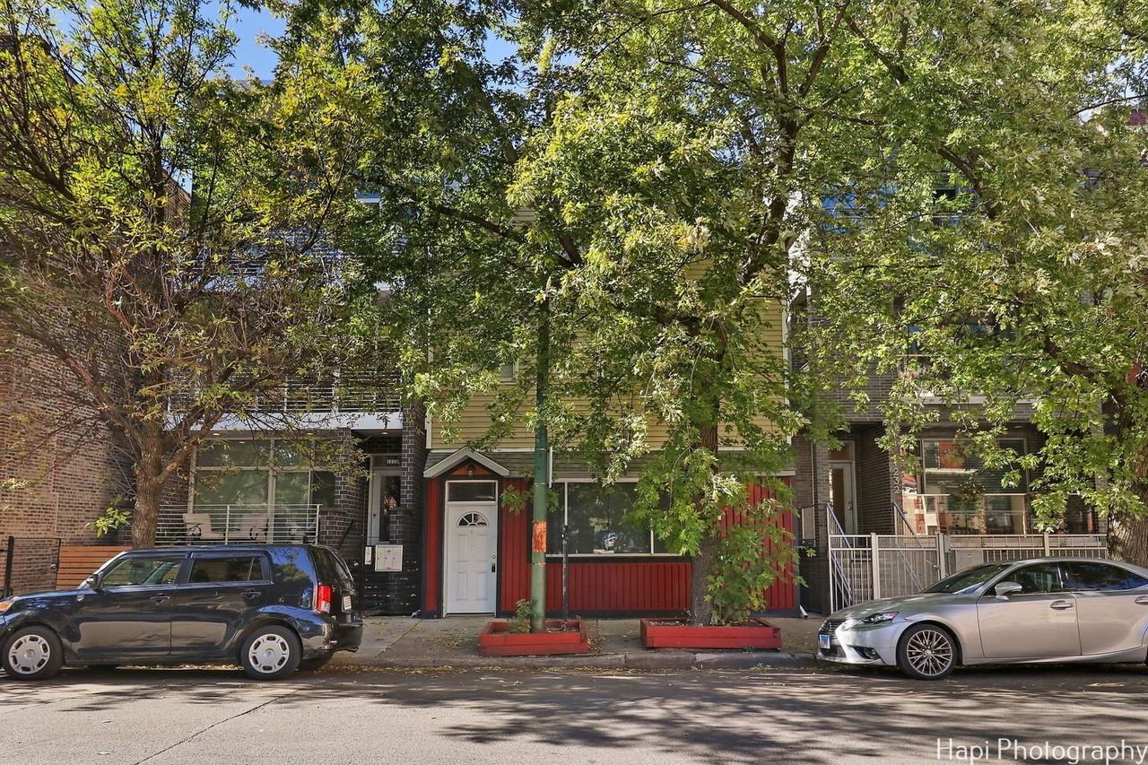 1228 N Noble St #1 - Photo 2 of 22