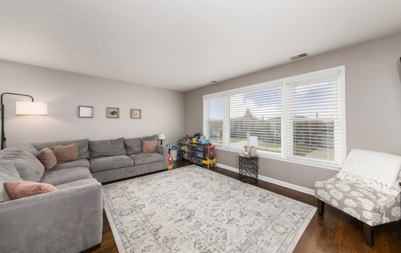 8735 N Wisner St #2 - Photo 4 of 15
