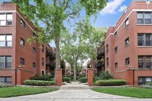 5913 N Paulina St #2W - Photo 1 of 1