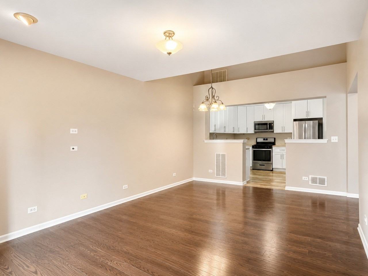 3108 Reflection Dr - Photo 3 of 20