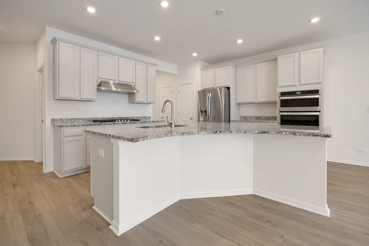537 Watercress Dr - Photo 5 of 26