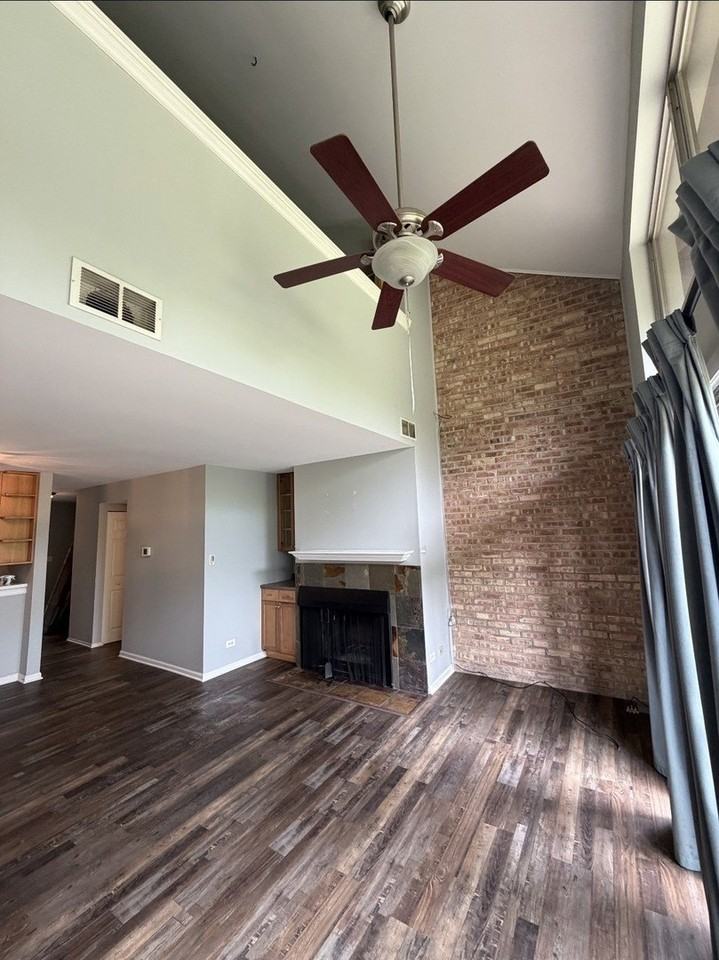 5915 Meadow Dr - Photo 3 of 23