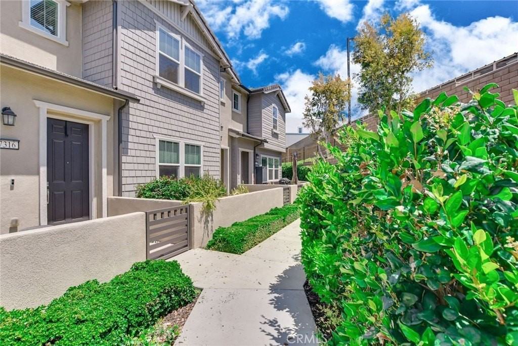 7310 Blue Sky Pl - Photo 2 of 43