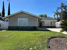 featured image of 4007 Cypress Ln