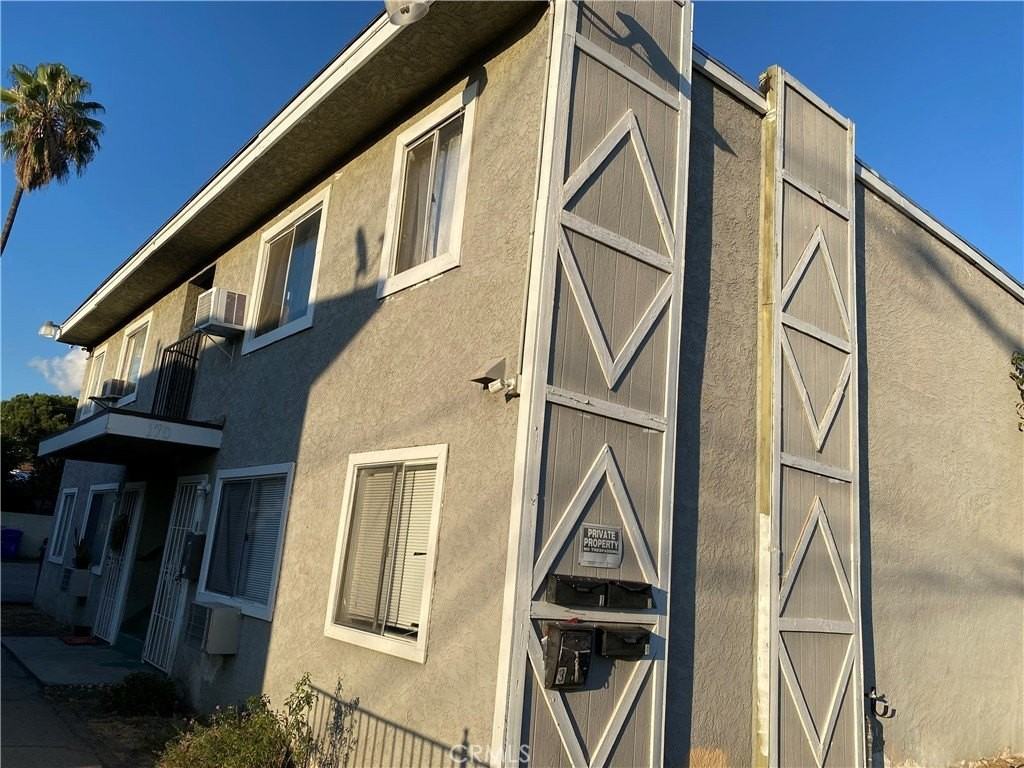 170 E Olive St #3 - Photo 6 of 7
