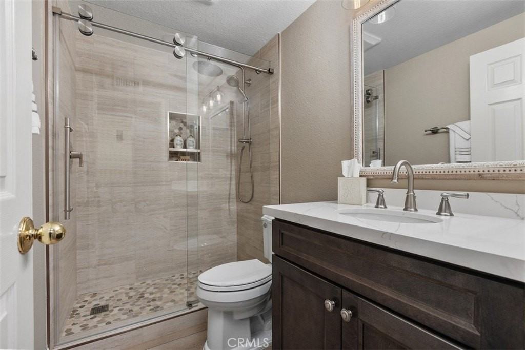 20891 Shadow Rock Ln - Photo 6 of 27