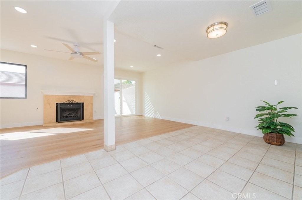 5212 Berkshire Way - Photo 2 of 28