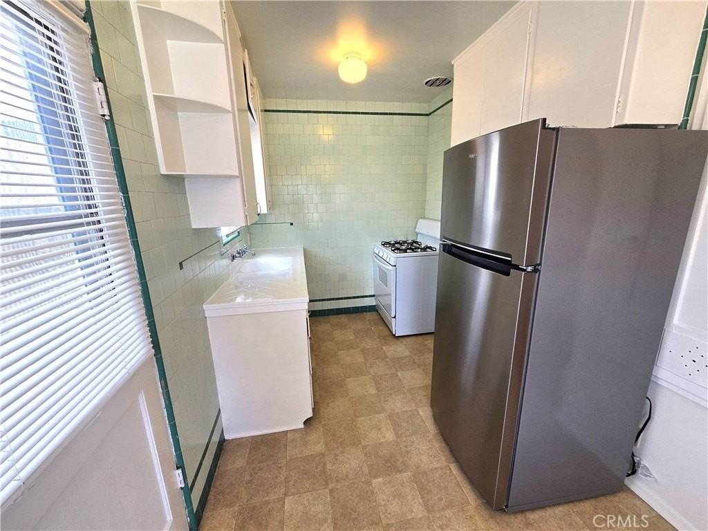 26027 Narbonne Ave #A - Photo 5 of 13