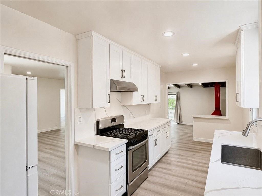 5441 Berryman Ave - Photo 5 of 33