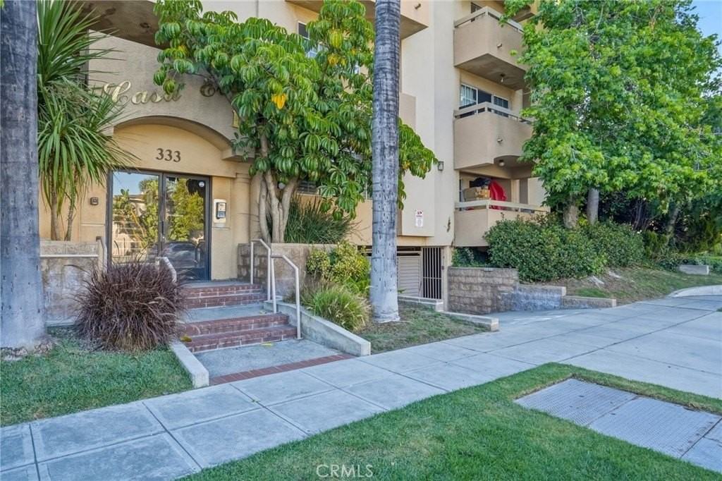 333 W Alameda Ave #201 - Photo 2 of 37