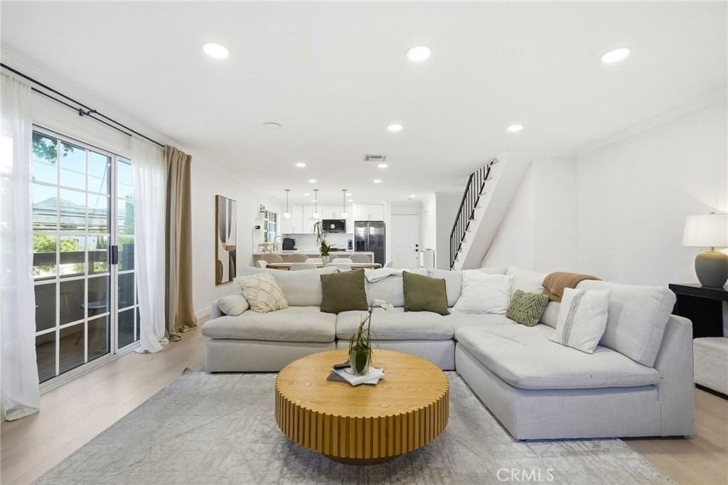 333 W Alameda Ave #201 - Photo 6 of 37