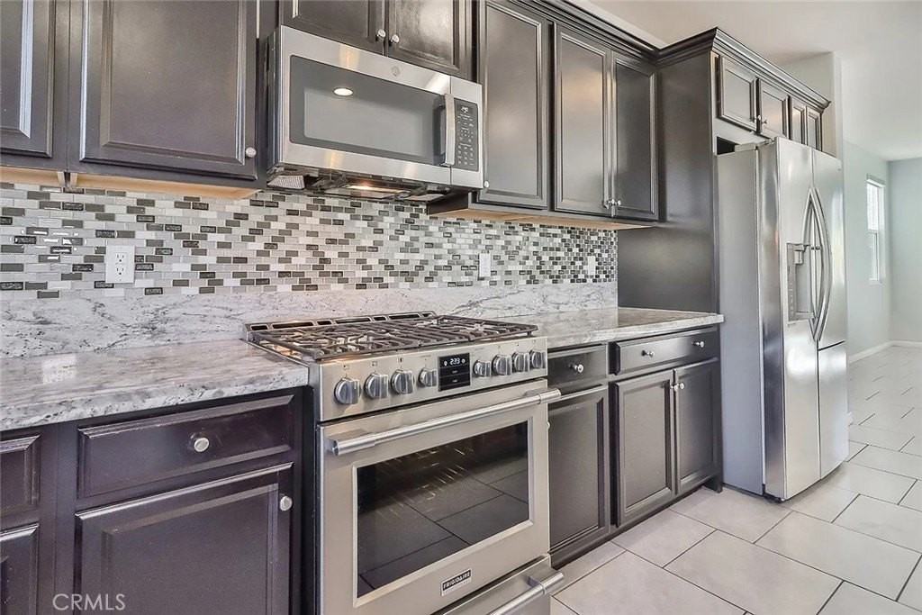 6746 N Glasner Ln - Photo 6 of 50