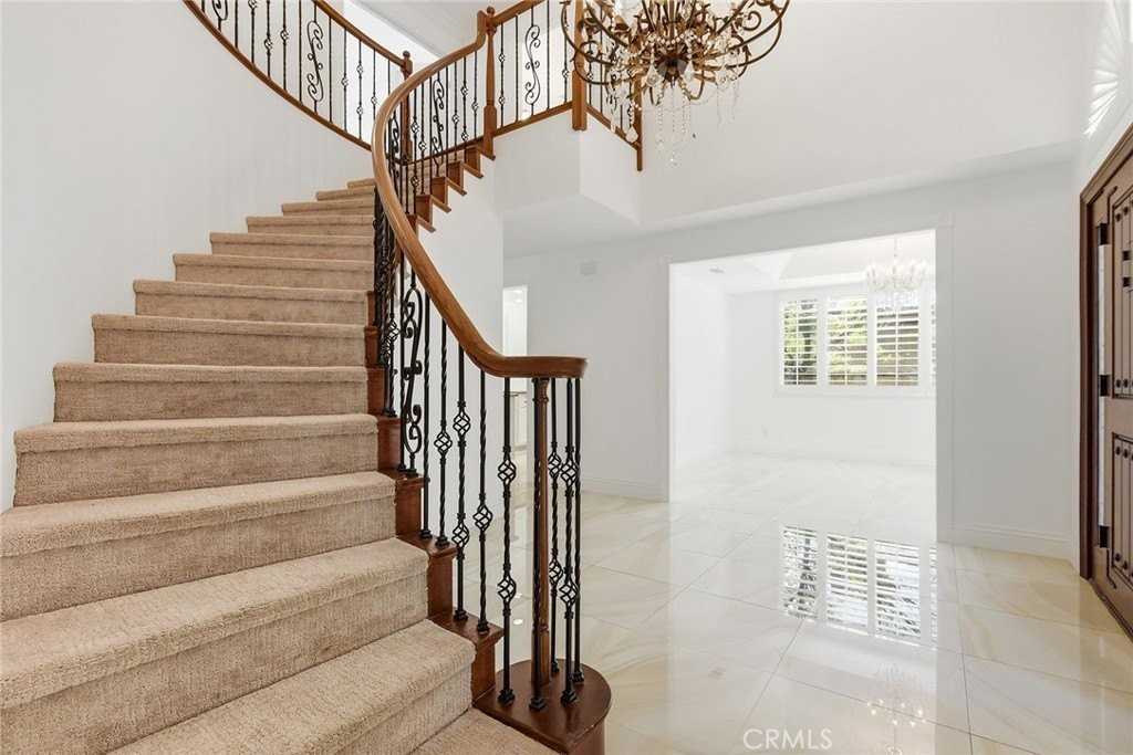 29749 Kimberly Dr - Photo 6 of 34