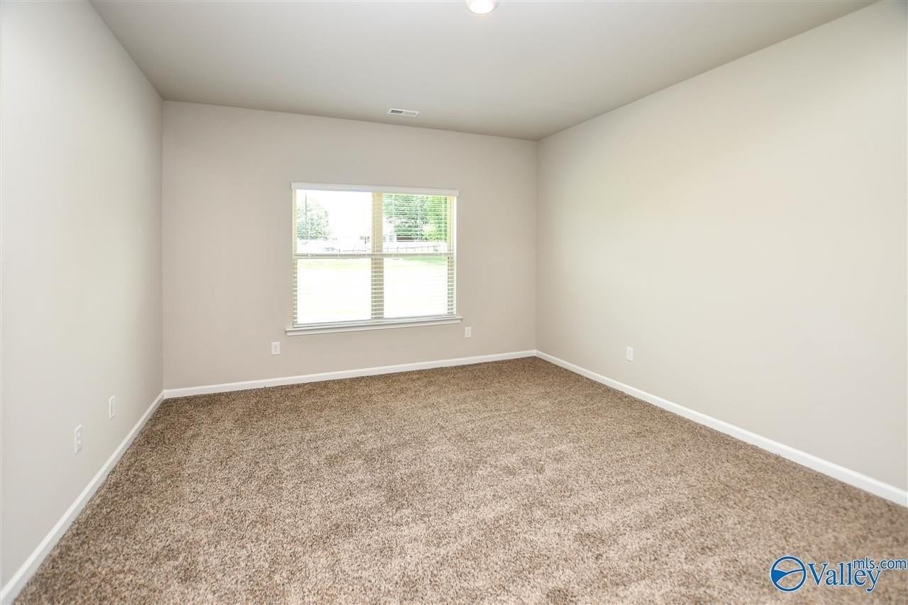107 Delilah Ln - Photo 7 of 28
