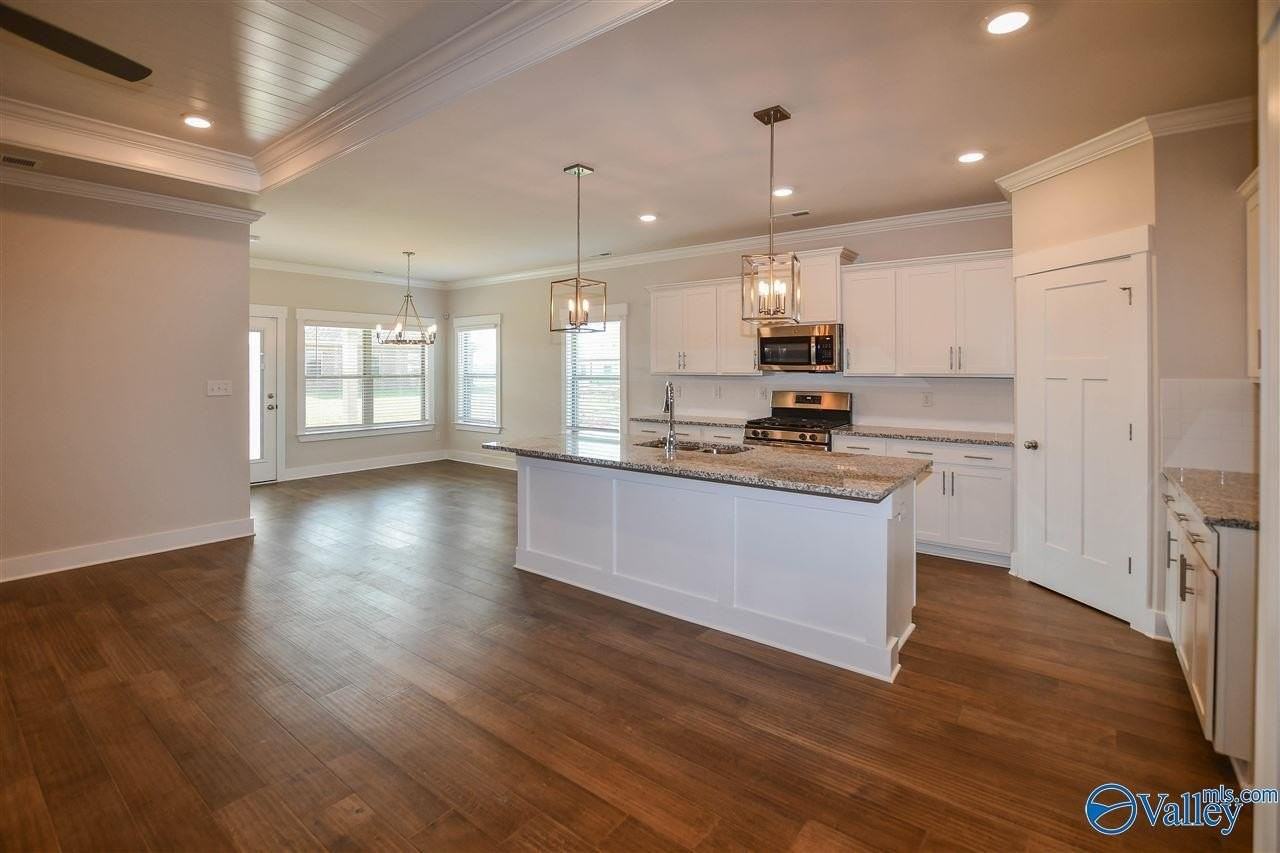 151 Rosemary Ayers Dr - Photo 5 of 31