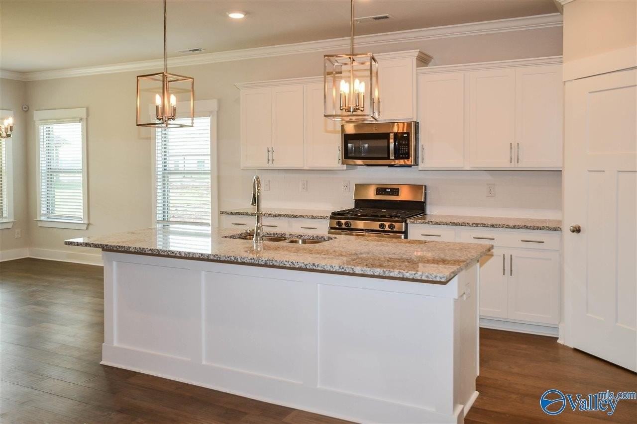 151 Rosemary Ayers Dr - Photo 6 of 31