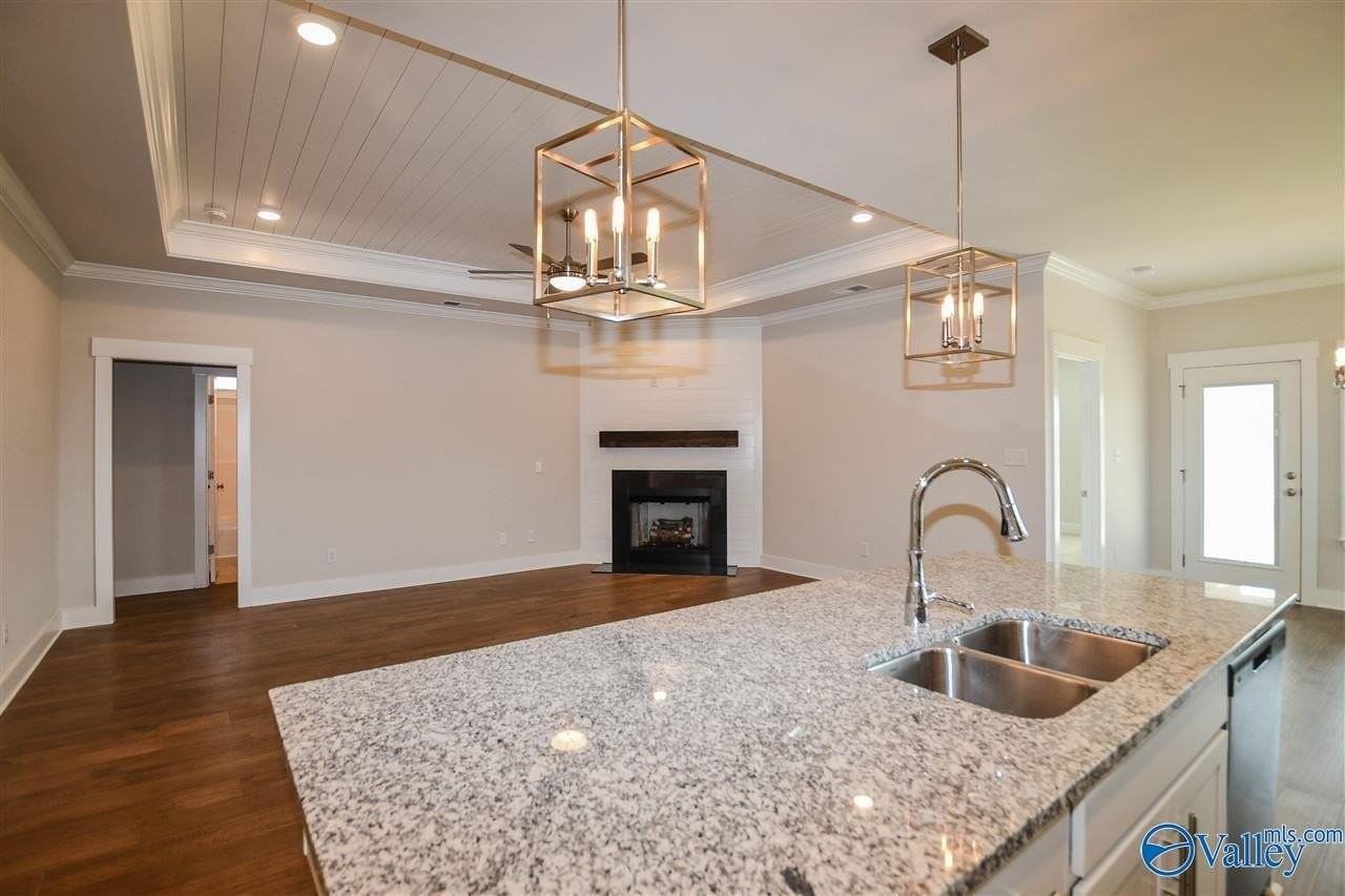 151 Rosemary Ayers Dr - Photo 7 of 31