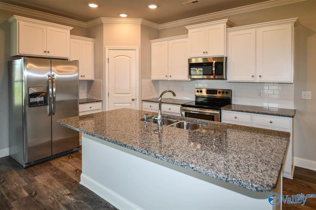 109 River Haven Dr - Photo 6 of 28