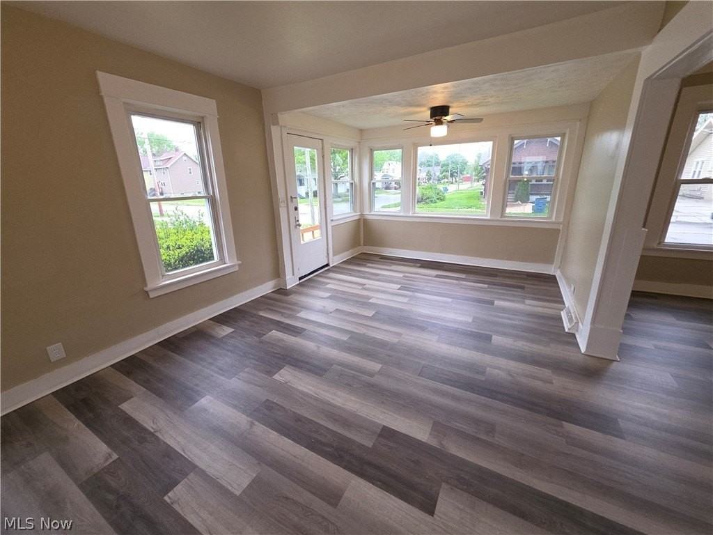 2805 Lexington Ave - Photo 5 of 14