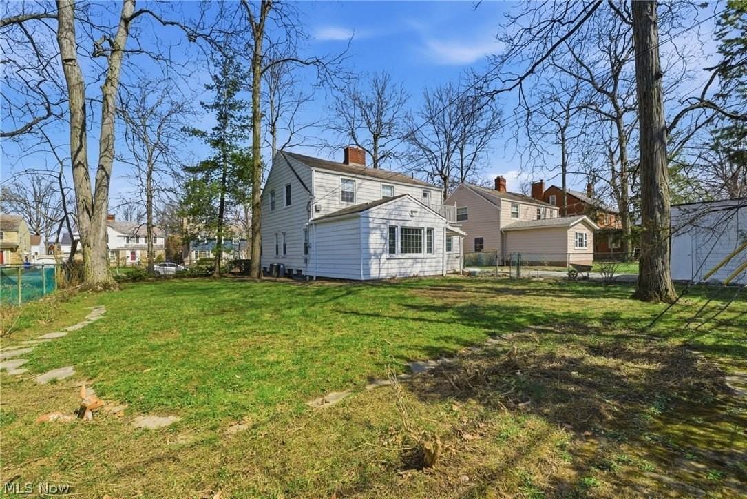 4182 Silsby Rd - Photo 4 of 45