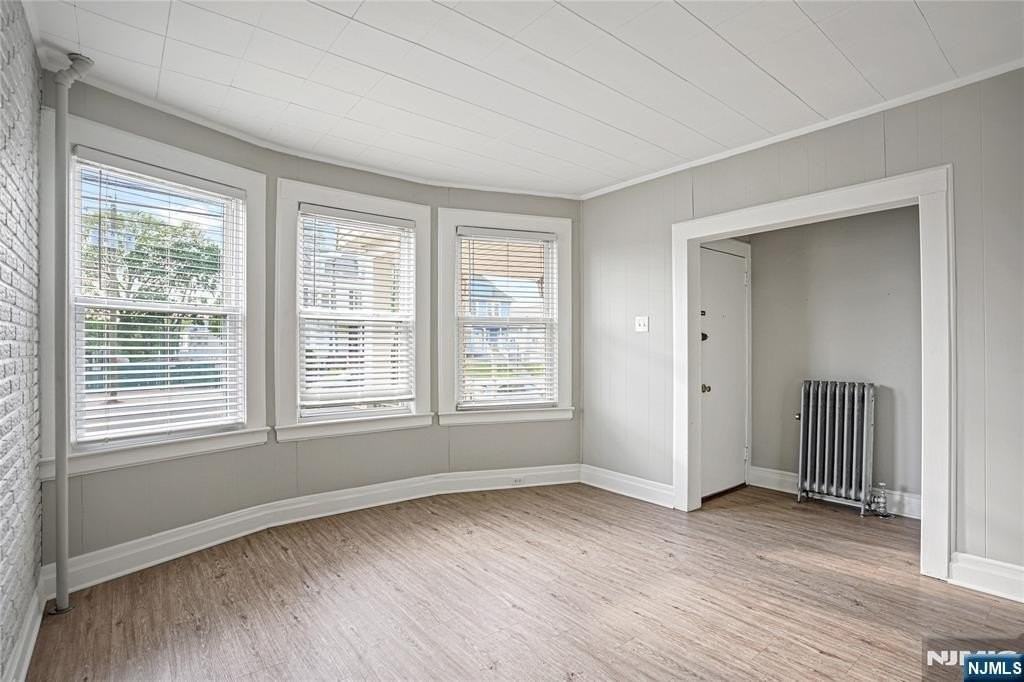 608 Washington Ave - Photo 3 of 23