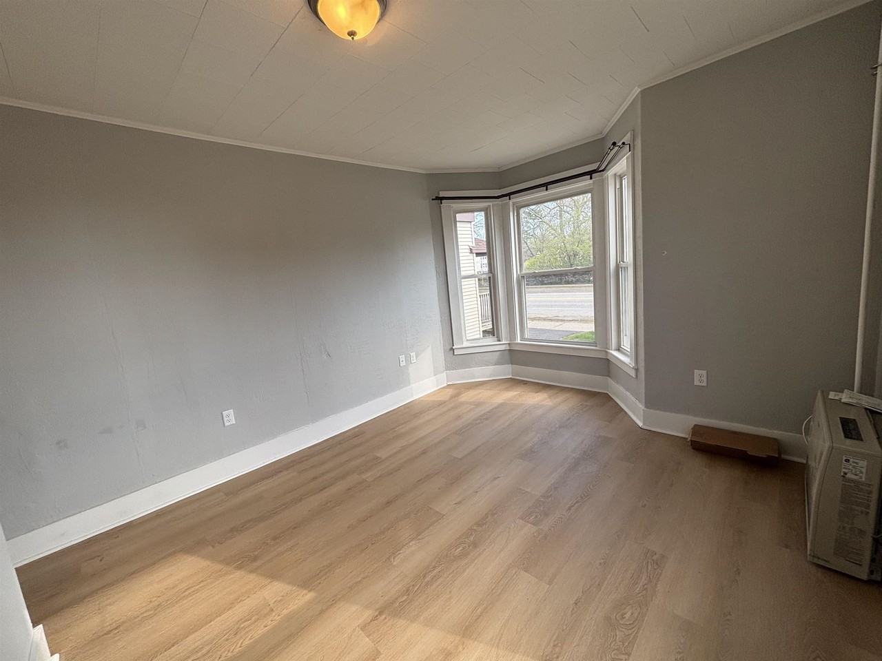 1 Charter St #A - Photo 6 of 10