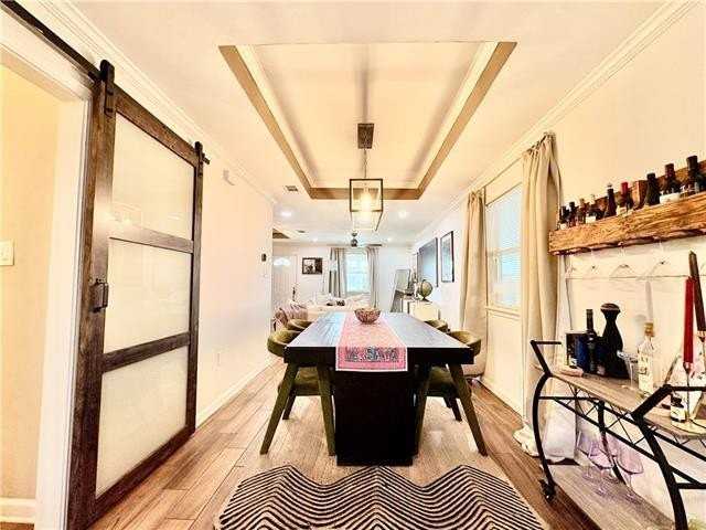 5925 Pauline Dr - Photo 4 of 14