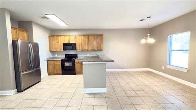 126 Pear St #A - Photo 2 of 16