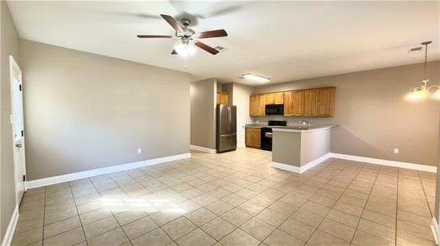 126 Pear St #A - Photo 4 of 16