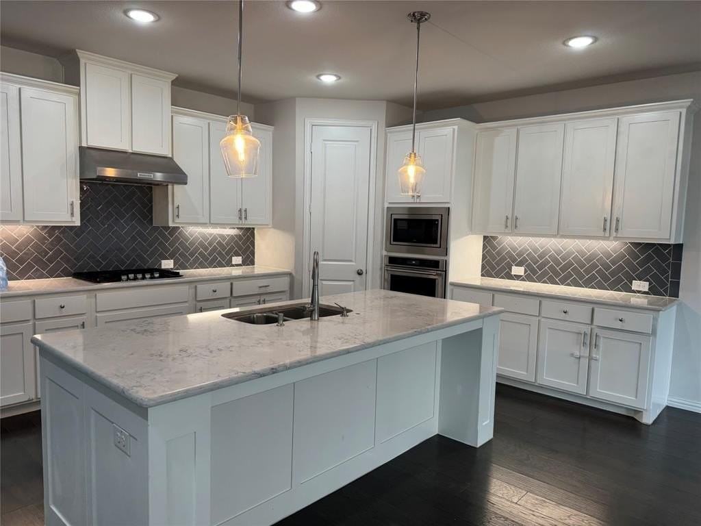 633 Somerset Dr - Photo 4 of 20
