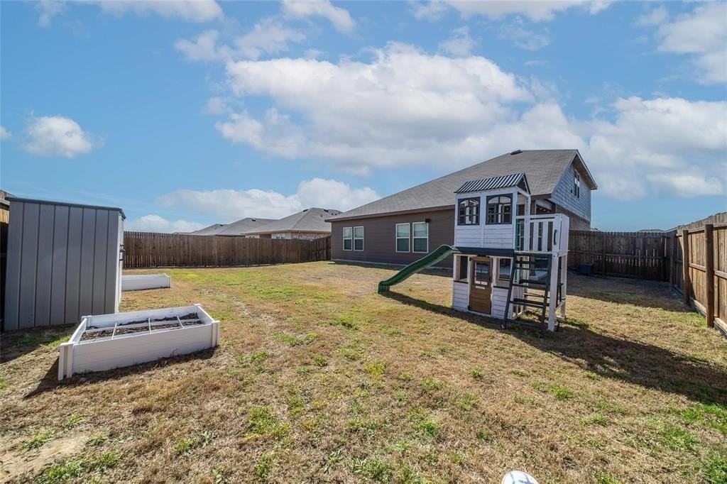 813 Cottonwood Way - Photo 4 of 40