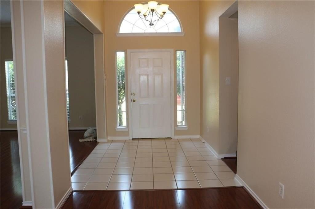 4428 Buchanan Dr - Photo 3 of 23