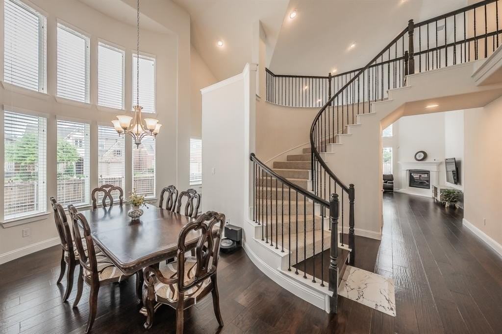 4032 Alpine Rose Ct - Photo 6 of 31