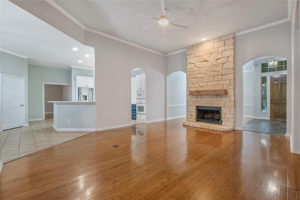 12416 Water Oak Dr - Photo 3 of 36