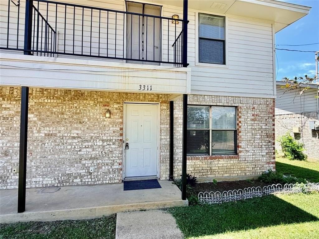 3311 Fallmeadow St - Photo 2 of 13