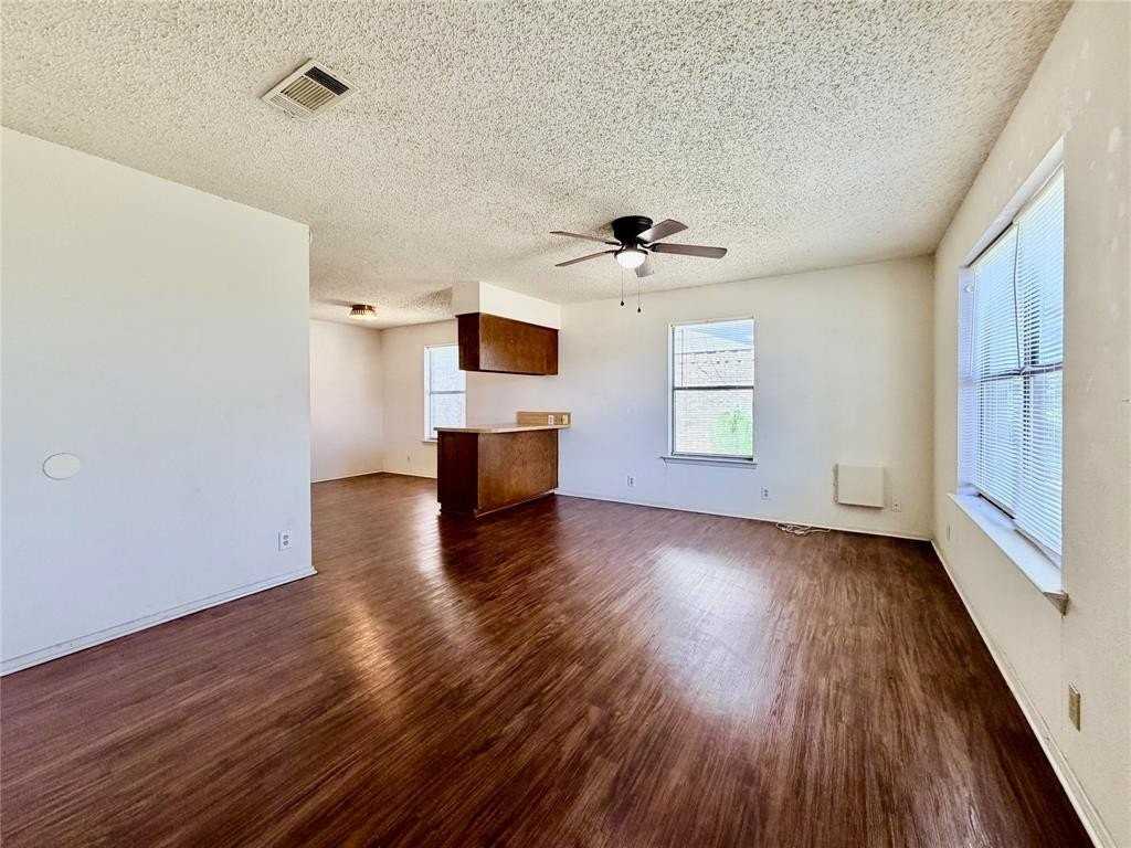 3311 Fallmeadow St - Photo 3 of 13