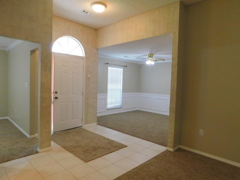 526 Tikell Dr #NA - Photo 3 of 20