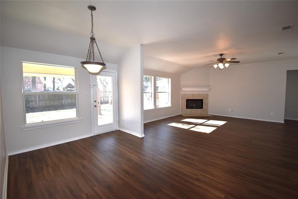 808 Royal Oak Ln - Photo 6 of 39