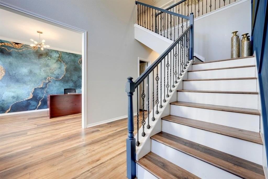 5514 Plantation Ln - Photo 6 of 35