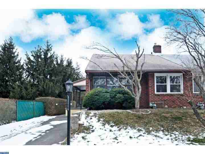 1348 Arline Ave - Photo 2 of 23