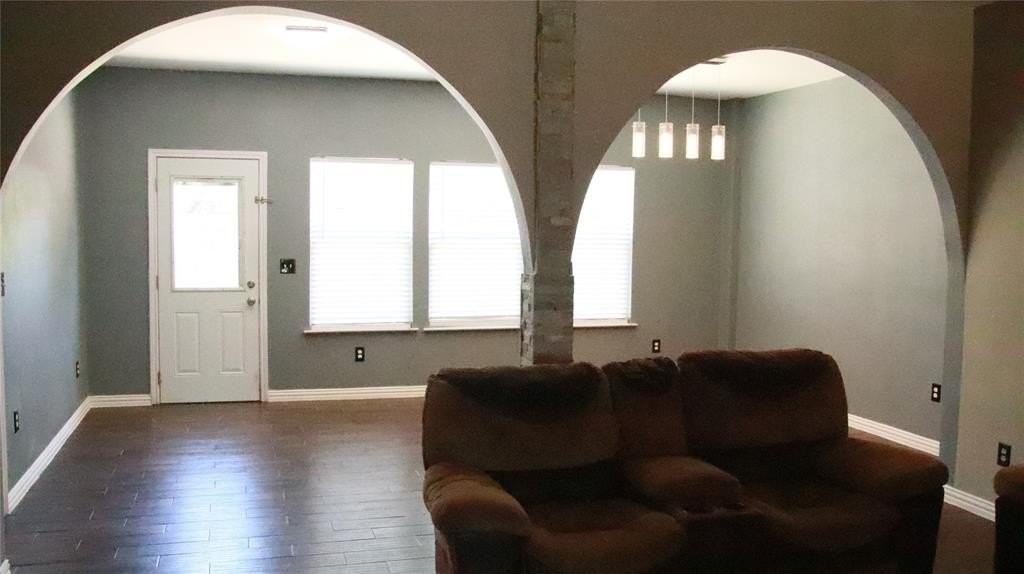 2226 Orchard Trl - Photo 6 of 15