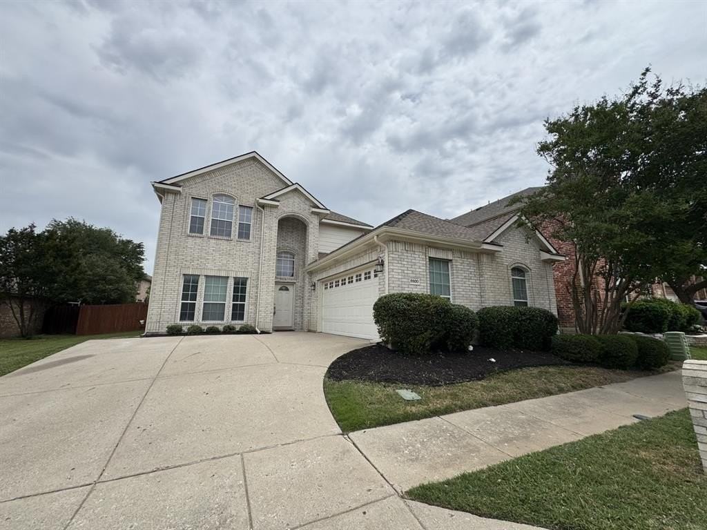 8500 Riverwalk Trl