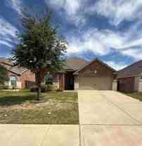 2134 Redbud Dr - Photo 1 of 1